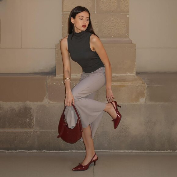 Caradise Women Burgundy Bow Pointed Toe Kitten Pumps Sexy Backless Stiletto Heel - Picture 2 of 8